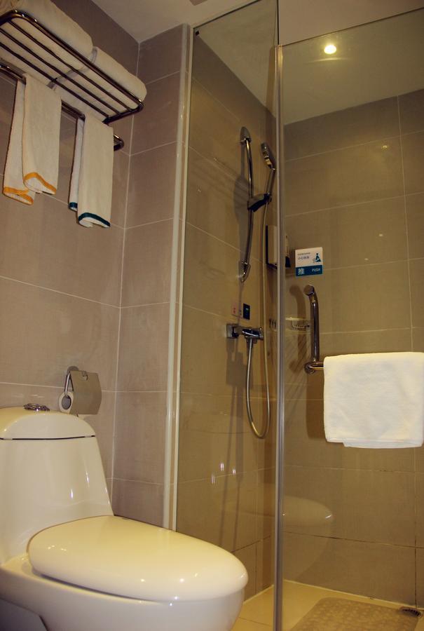 City Comfort Inn Guangzhou Tianpingjia Subway Station Branch Buitenkant foto